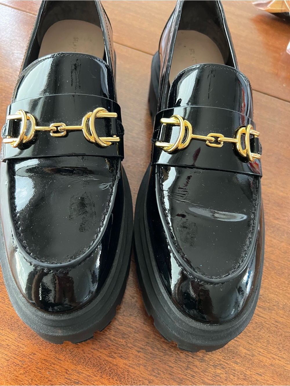 Stuart Weitzman Owen Buckle Ultra Lug Patent Loafers size 39.5 As Is